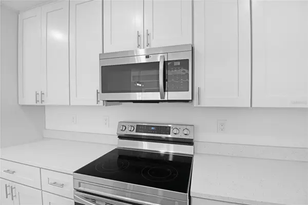 878 NELSON DR, Kissimmee, FL 34758