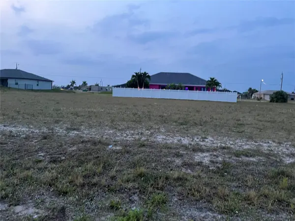 4237 NW 34TH TER, Cape Coral, FL 33993