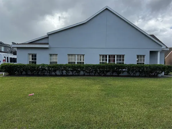 2082 ISLAND WALK DR, Orlando, FL 32824