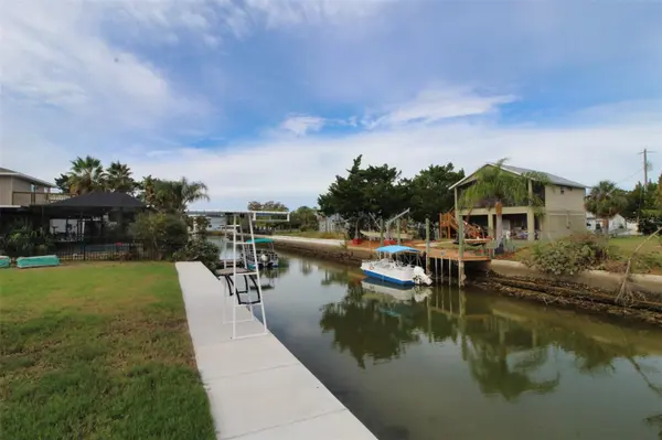 4977 CEDARBROOK LN, Hernando Beach, FL 34607