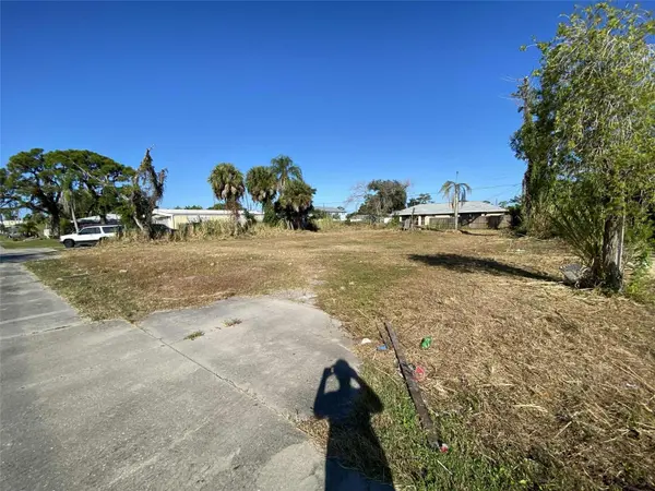 7439 SAN CASA DR, Englewood, FL 34224