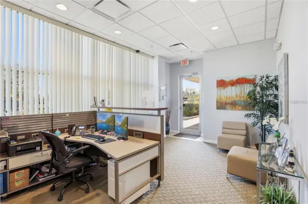 10967 LAKE UNDERHILL RD #112, Orlando, FL 32825