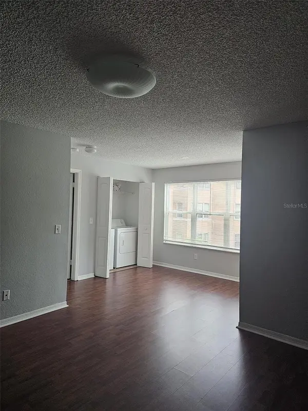4532 COMMANDER DR #2122, Orlando, FL 32822