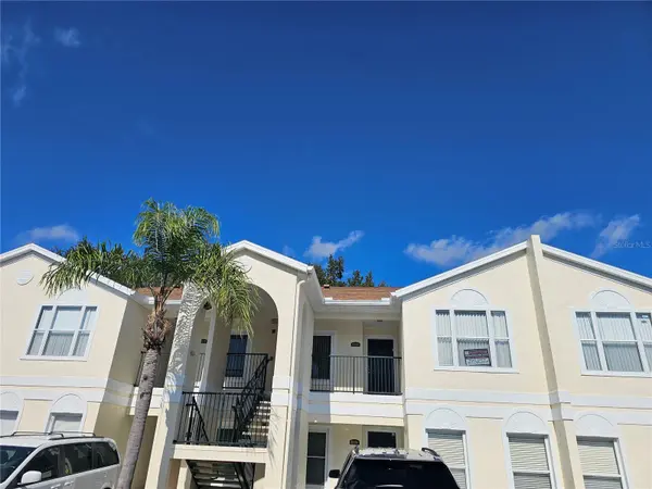 8815 GRAND PALMS CIR #B, Kissimmee, FL 34747