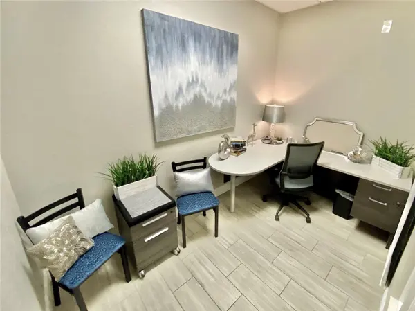 1211 TECH BLVD #111, Tampa, FL 33619
