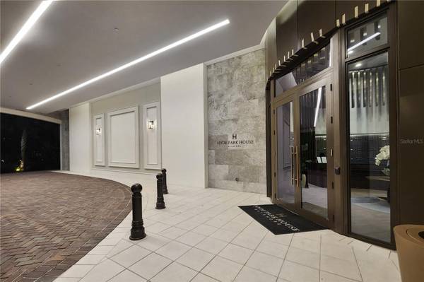2103 BAYSHORE BLVD #903, Tampa, FL 33606