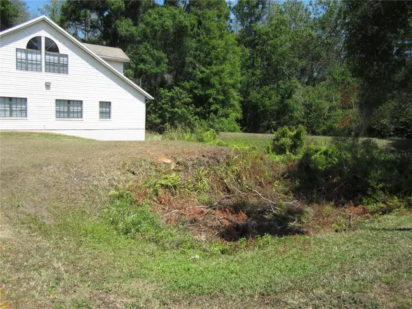 209 CRYSTAL GROVE BLVD, Lutz, FL 33548
