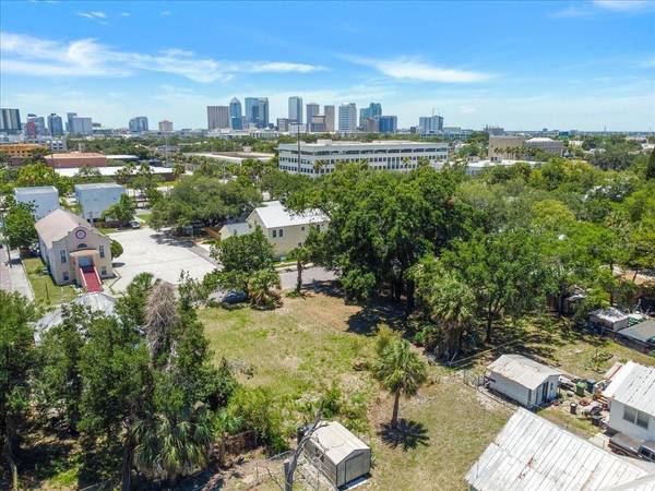940 E 11TH AVE, Tampa, FL 33605