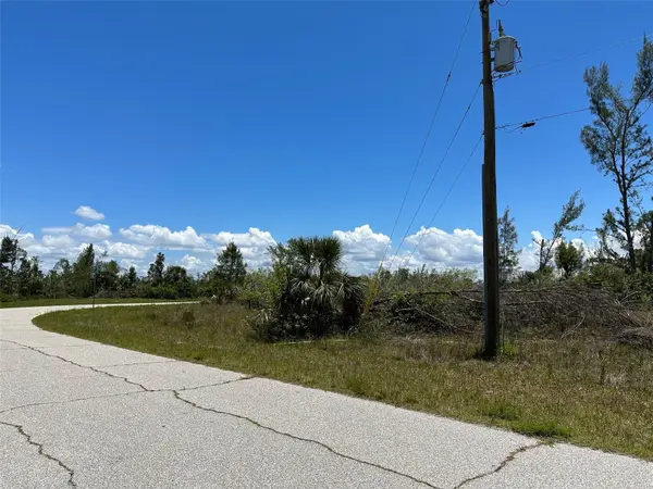 16285 RENNIE RD, Port Charlotte, FL 33981