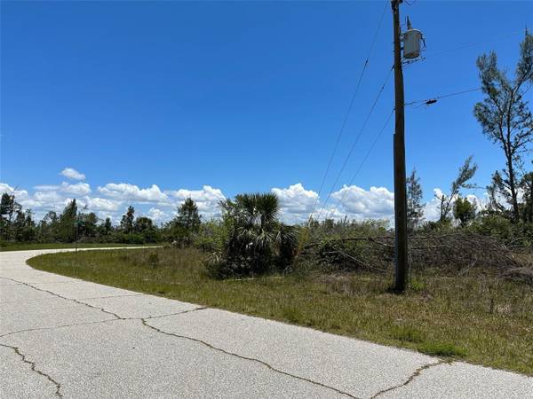 16285 RENNIE RD, Port Charlotte, FL 33981