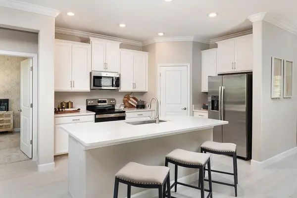 17211 SPARROW CASE ST, Wimauma, FL 33598