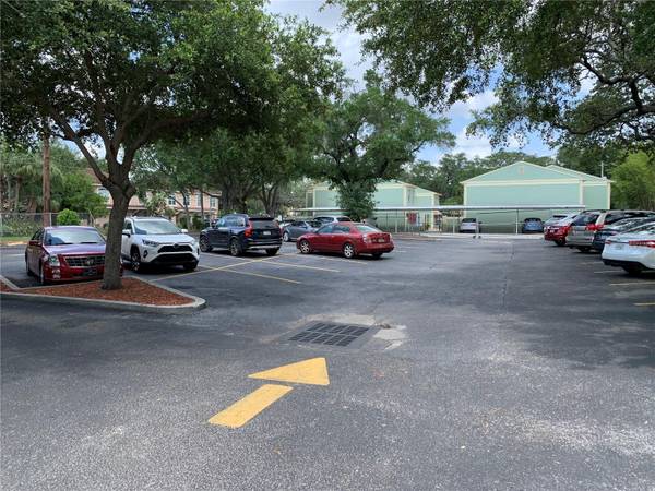2111 W SWANN AVE, Tampa, FL 33606