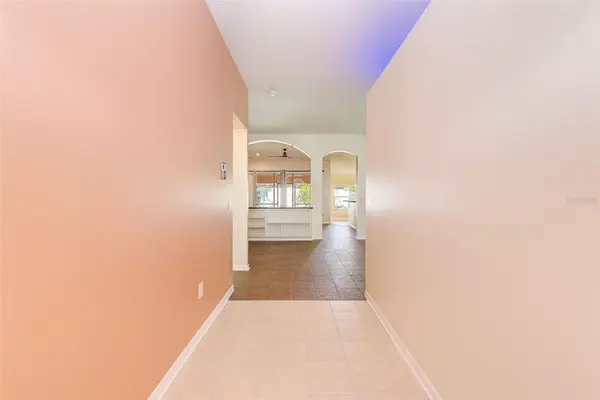422 DOWN PINE DR, Seffner, FL 33584