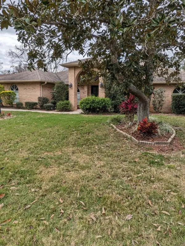 72 SPRING LAKE DR, Debary, FL 32713