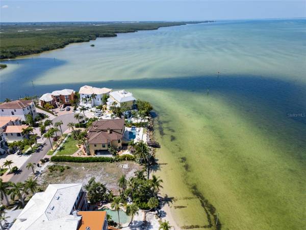 1013 SYMPHONY ISLES BLVD, Apollo Beach, FL 33572
