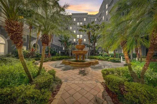 700 S HARBOUR ISLAND BLVD #816, Tampa, FL 33602