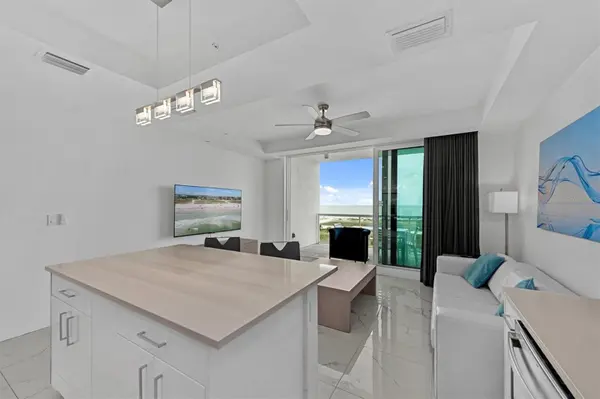 11500 GULF BLVD #610, St Petersburg, FL 33706