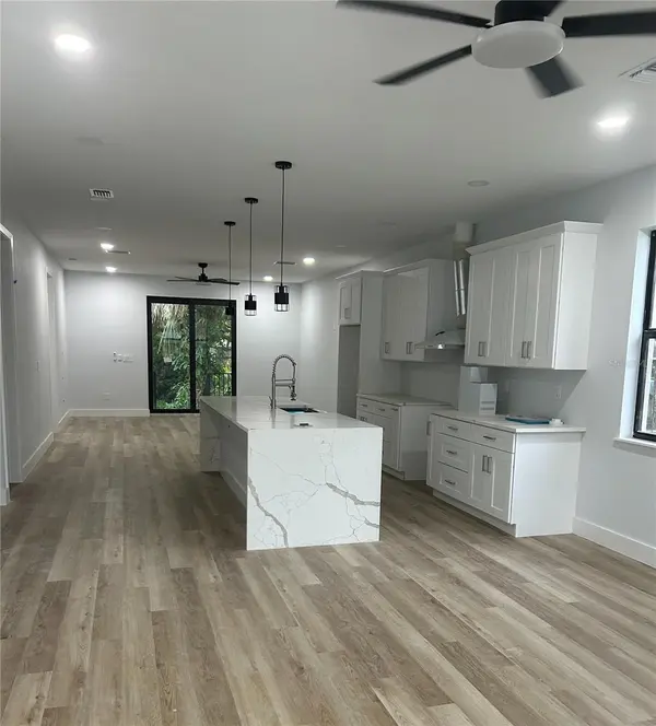 2122 BIRD ST., Tampa, FL 33604