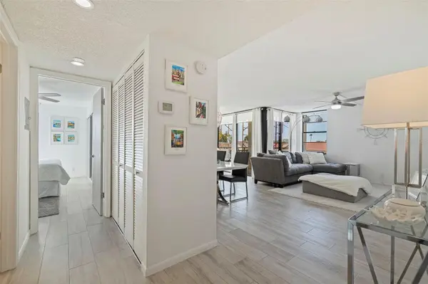 6145 SUN BLVD #304, St Petersburg, FL 33715