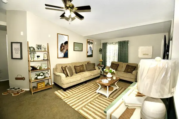 36121 LAKE CHASE BLVD #204, Zephyrhills, FL 33541