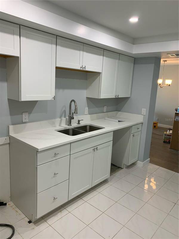 255 DOLPHIN PT #809, Clearwater, FL 33767