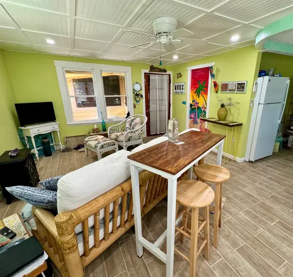 3022 56TH ST S, Gulfport, FL 33707