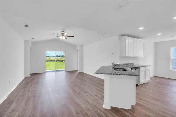 13 PRINCE ANTHONY LN, Palm Coast, FL 32164