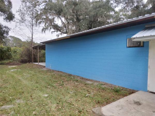7369 SW US HIGHWAY 27, Fort White, FL 32038