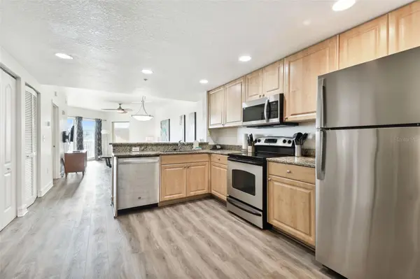 11605 GULF BLVD #502, Treasure Island, FL 33706