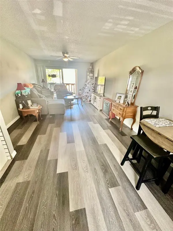 5207 TURQUOISE LN #202, New Port Richey, FL 34652