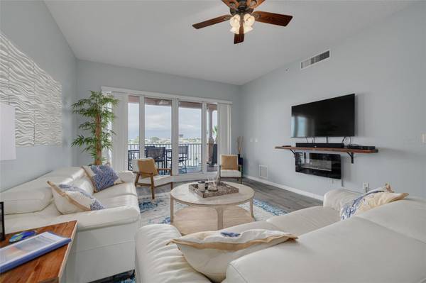 530 S GULFVIEW BLVD #205, Clearwater, FL 33767