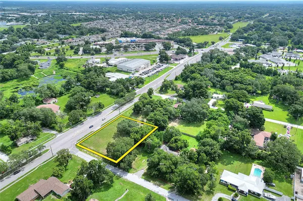 703 E LUMSDEN RD, Brandon, FL 33511