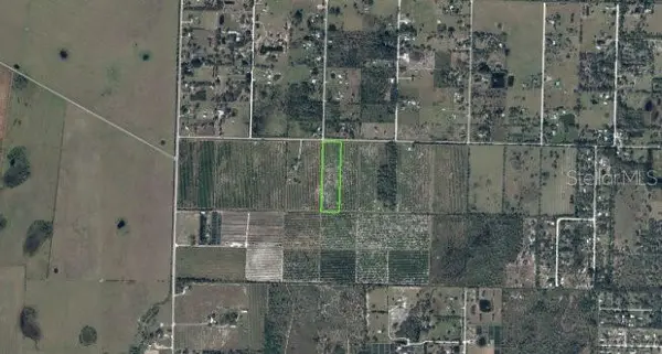 2121 HICKS RD, Lorida, FL 33857