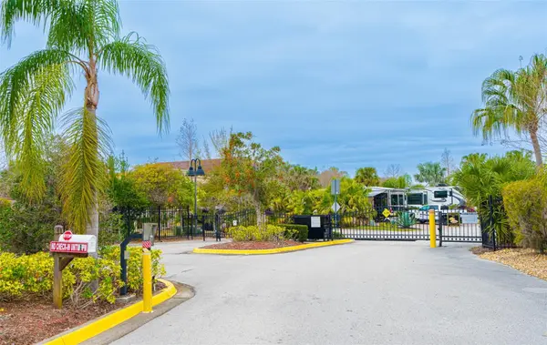 6861 AMANDA VISTA CIR, Land O Lakes, FL 34637