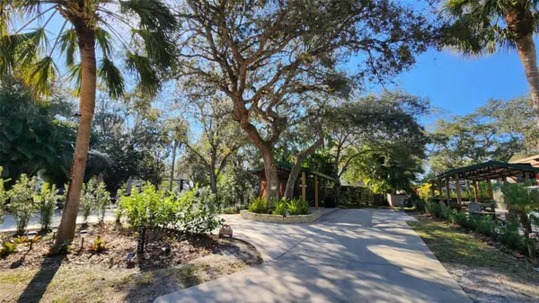 253 SADDLE LN, River Ranch, FL 33867
