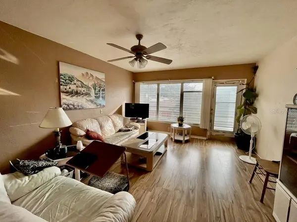 4060 55TH ST N #1209, Kenneth City, FL 33709