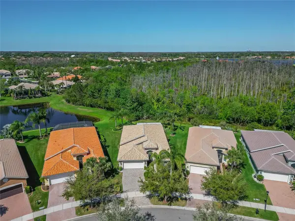 16135 CAPE CORAL DR, Wimauma, FL 33598