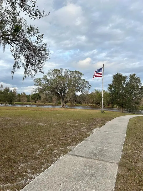 313 CALENDULA DR, Indian Lake Estates, FL 33855