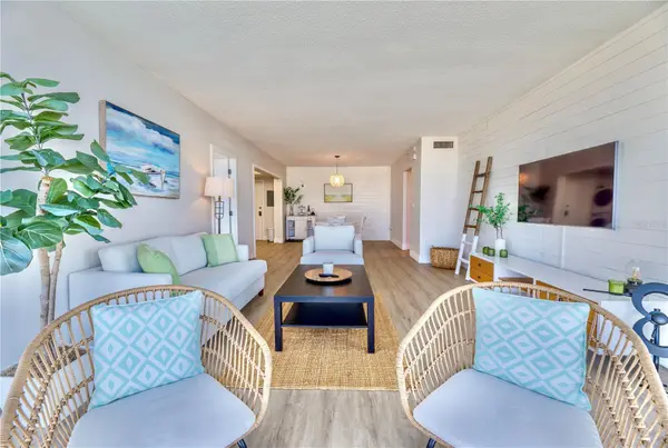 100 PIERCE ST #1102, Clearwater, FL 33756