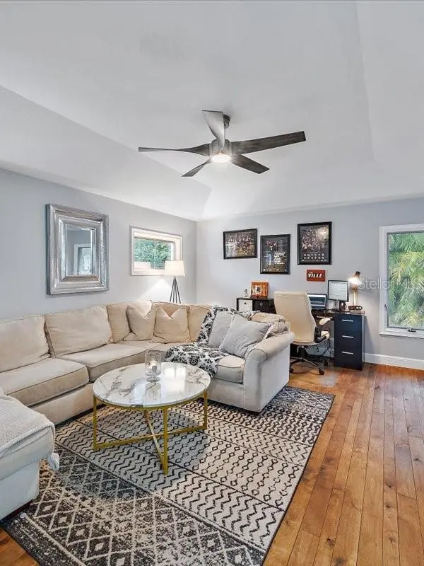 4588 BAYCEDAR LN, Sarasota, FL 34241