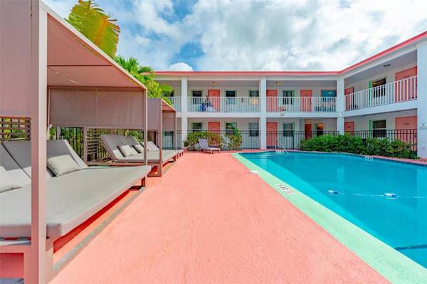333 HAMDEN DR, Clearwater Beach, FL 33767