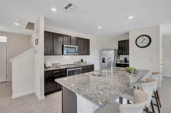 5758 HOLLINGWORTH TRL, Wesley Chapel, FL 33545