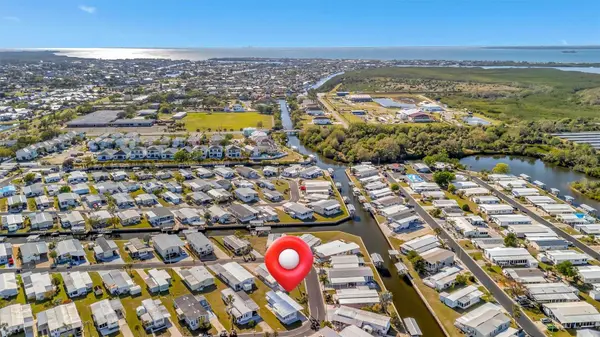 128 E SAINT JOHNS WAY, Apollo Beach, FL 33572