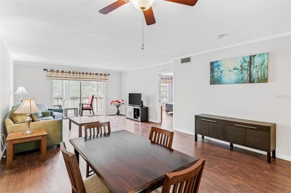 147 BLUFF VIEW DR #206, Belleair Bluffs, FL 33770