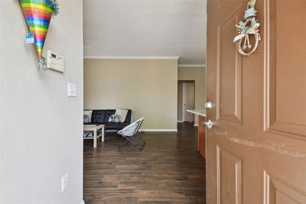 9740 LAKE CHASE ISLAND WAY #9740, Tampa, FL 33626