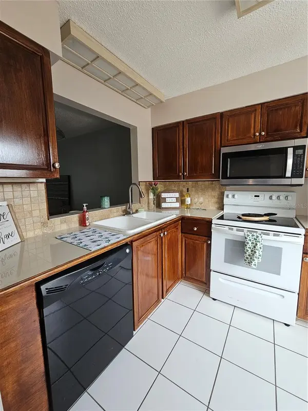 13813 MISSION OAKS BLVD, Seminole, FL 33776