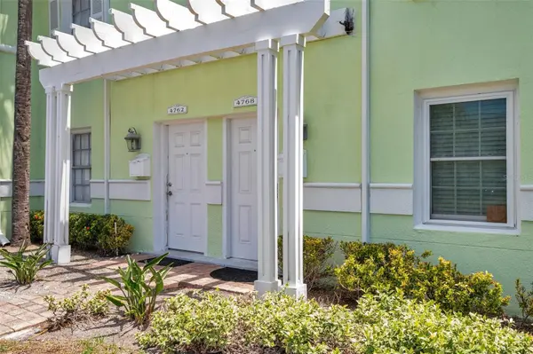 4768 COQUINA KEY DR SE, St Petersburg, FL 33705
