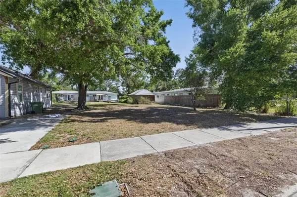 0 9TH ST, Sarasota, FL 34237