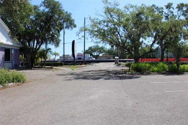 28910 US HIGHWAY 19 N, Clearwater, FL 33761