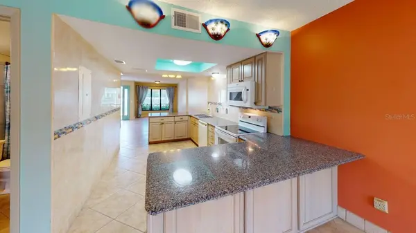 1849 ABRICO DR #K9, Lutz, FL 33558